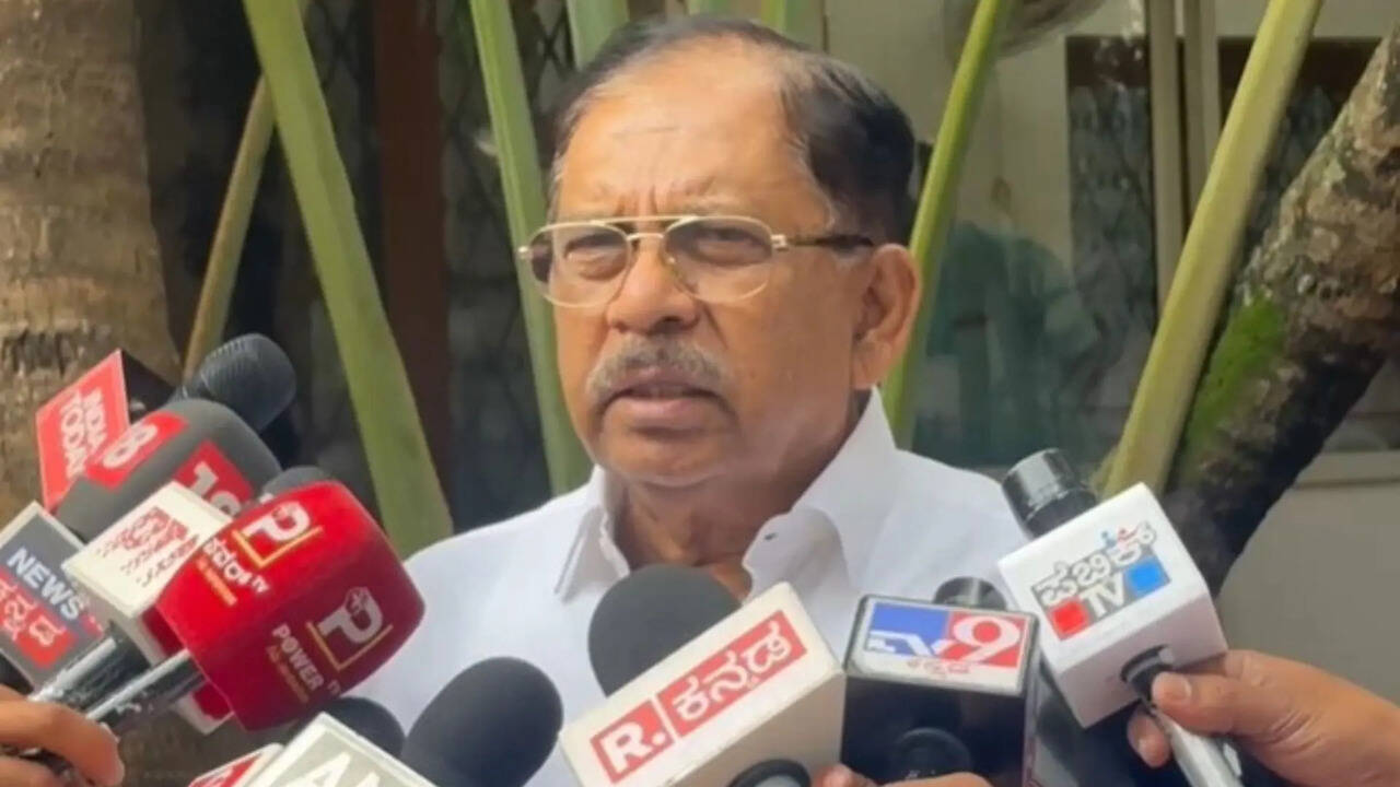 chinnaswamy stadium stampede case not requested for change of home ministry says home minister g parameshwar said this is fake news